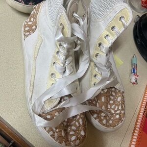 Stylish White and Tan Women's Sneakers